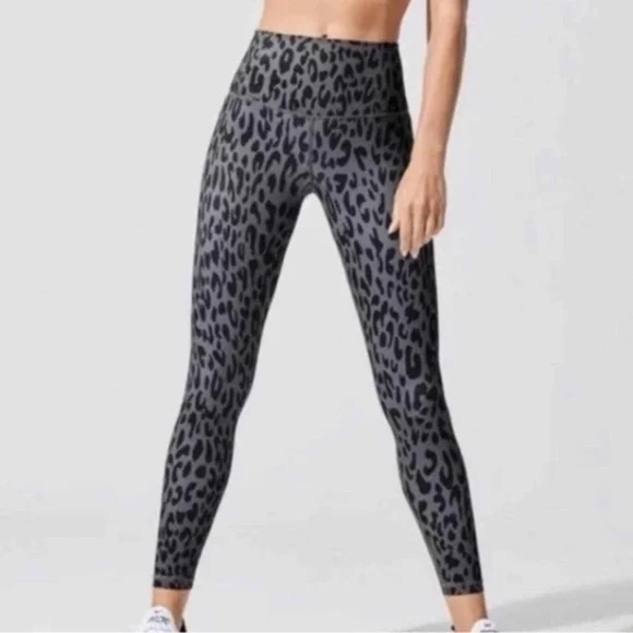 Carbon38 Leopard Print Grey Black Leggings sz S - Picture 1 of 8